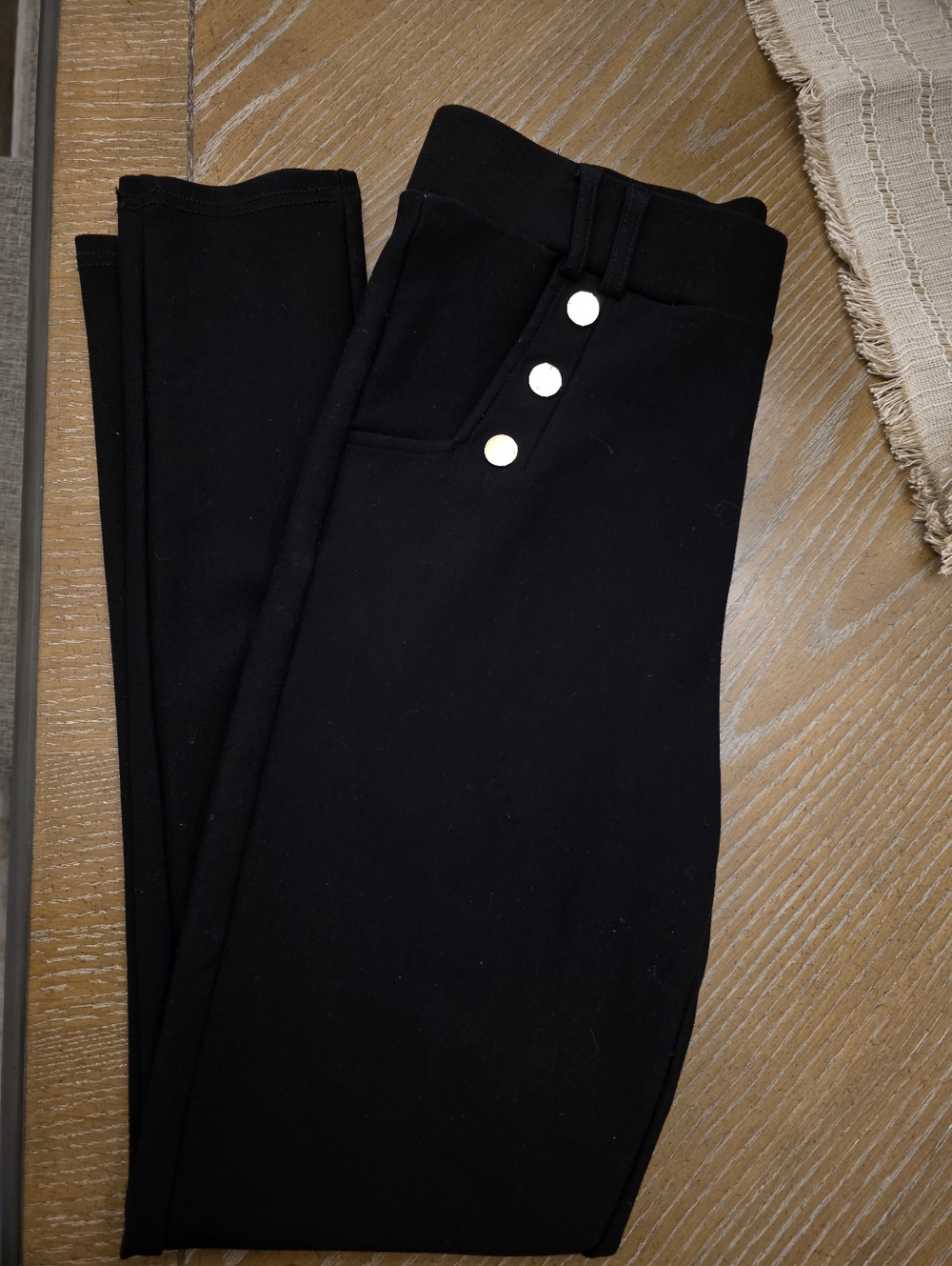 Kay Unger Black Pull On Pant With Gold Buttons